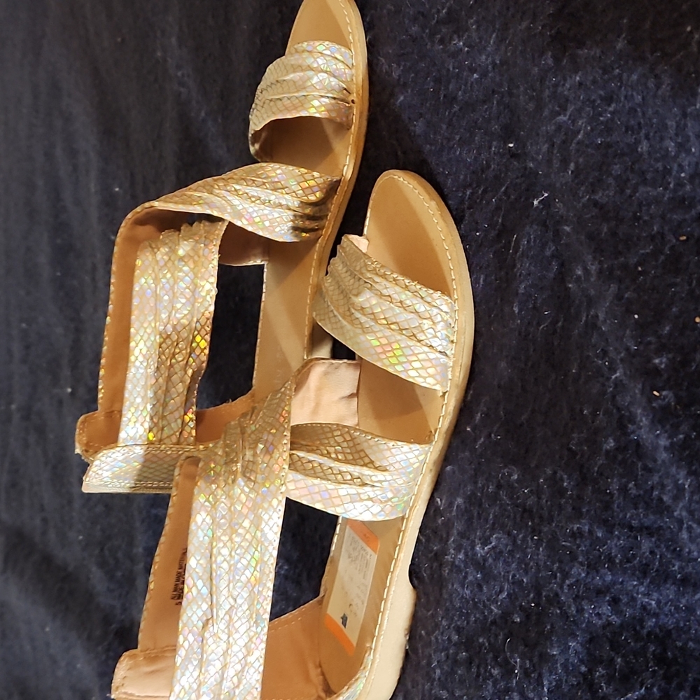 Sandals - Picture 5 of 6